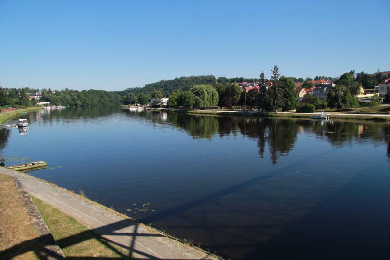 Apartman Brasov, Týn nad Vltavou Exteriör bild